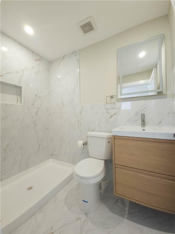 334 Van Duzer Street Stapleton Staten Island NY 10304