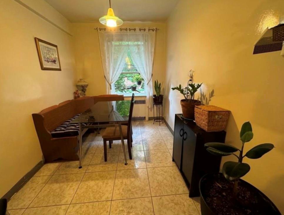 100 Avenue P Avenue Bensonhurst Brooklyn NY 11204