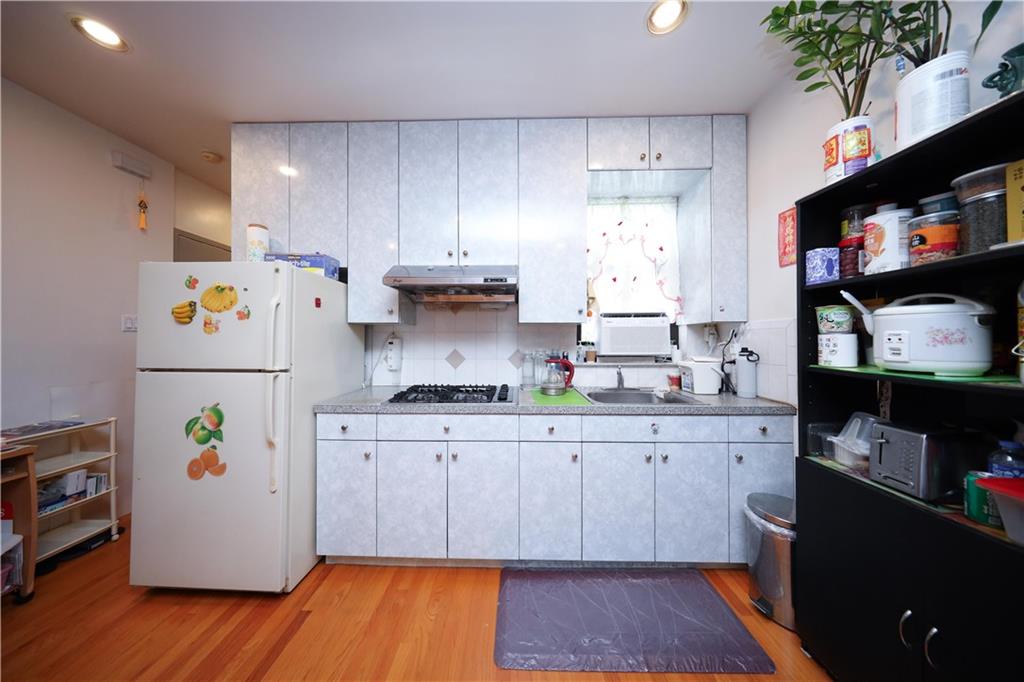 3903 7th Avenue Sunset Park Brooklyn NY 11232