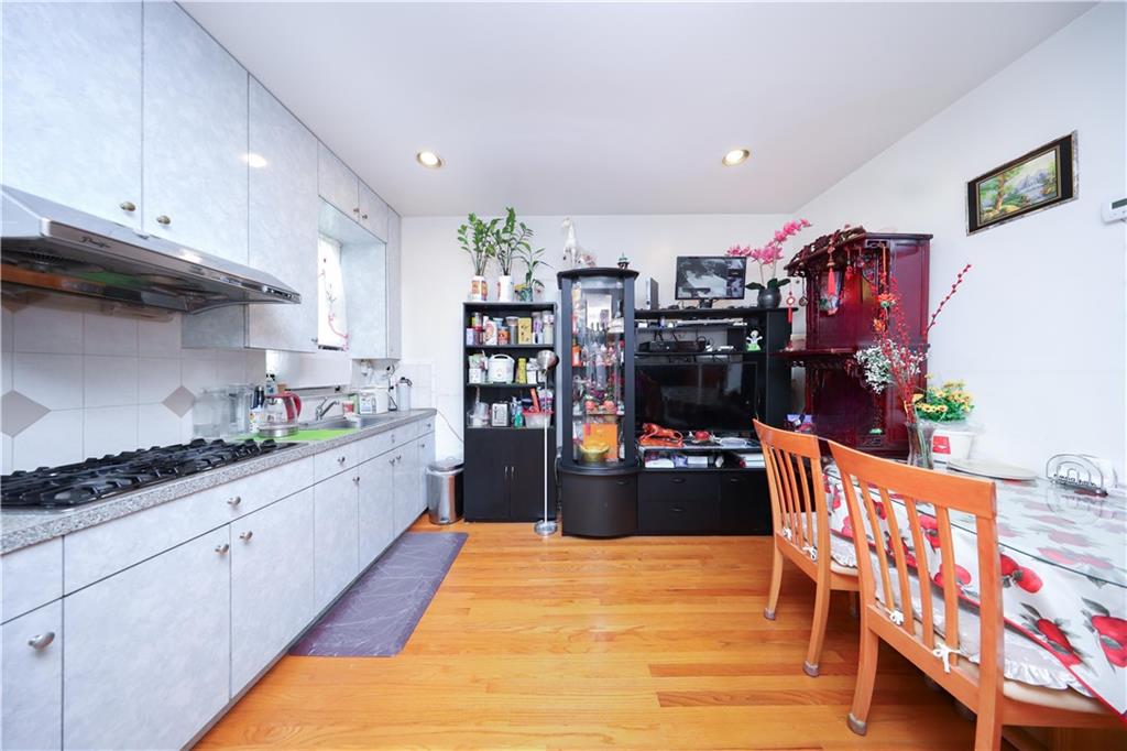 3903 7th Avenue Sunset Park Brooklyn NY 11232