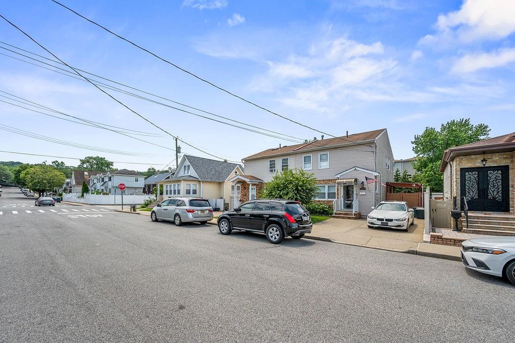 110 Ontario Avenue Sunnyside Staten Island NY 10301