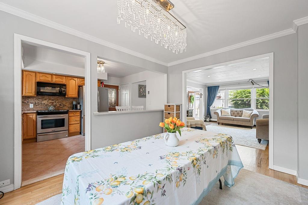 110 Ontario Avenue Sunnyside Staten Island NY 10301