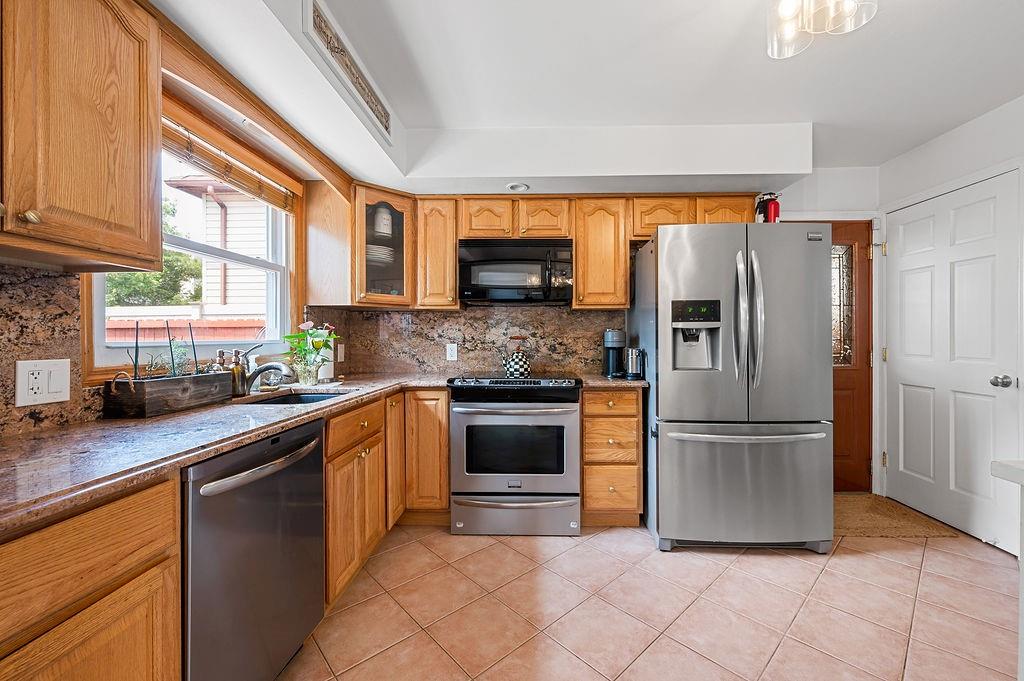 110 Ontario Avenue Sunnyside Staten Island NY 10301