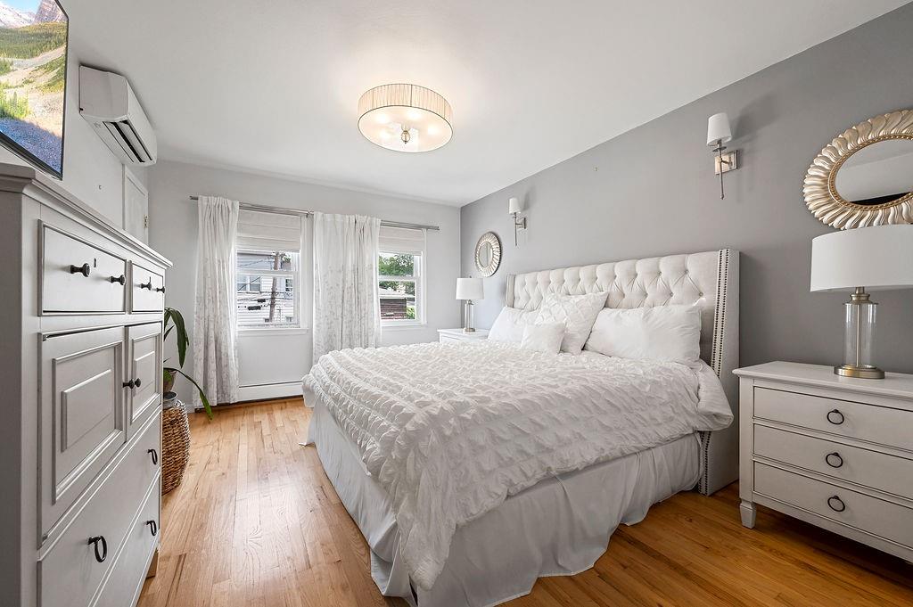 110 Ontario Avenue Sunnyside Staten Island NY 10301