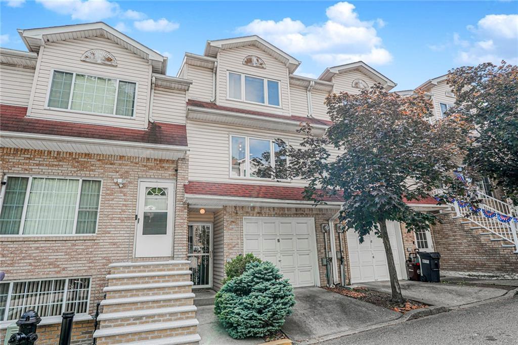 16 Fawn Lane Bay Terrace Staten Island NY 10306