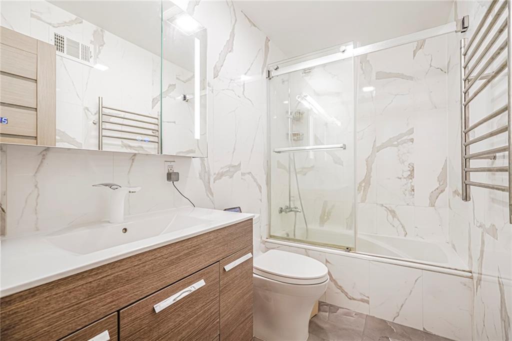 16 Fawn Lane Bay Terrace Staten Island NY 10306