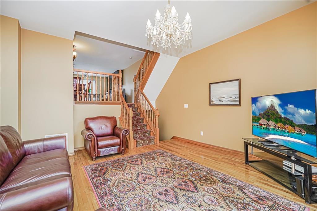 16 Fawn Lane Bay Terrace Staten Island NY 10306