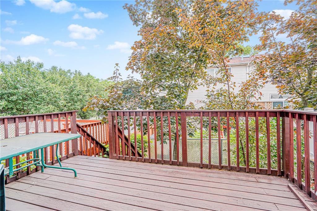16 Fawn Lane Bay Terrace Staten Island NY 10306