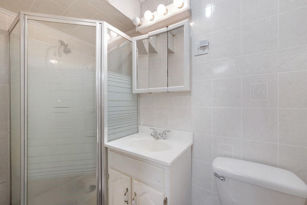 2037 Ford Street Madison Brooklyn NY 11229