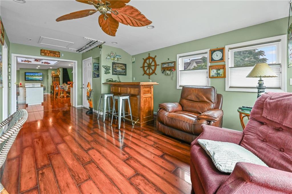 12-34 Cross Bay Boulevard Broad Channel Brooklyn NY 11693