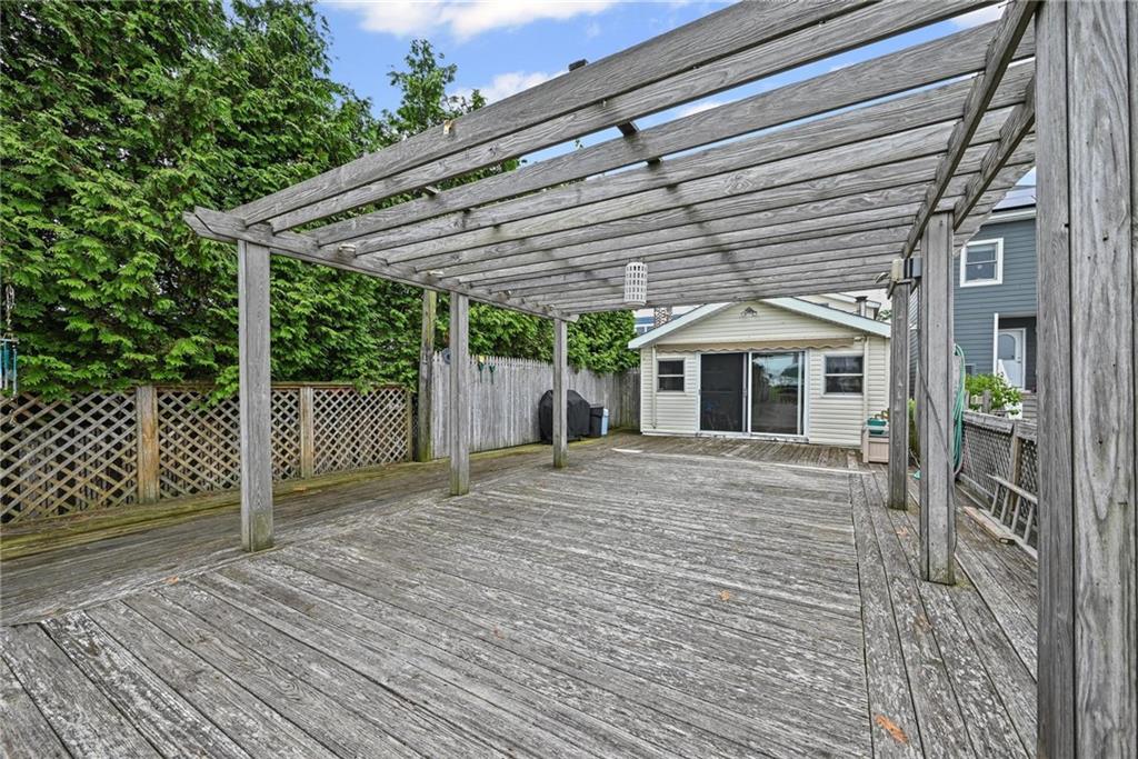 12-34 Cross Bay Boulevard Broad Channel Brooklyn NY 11693
