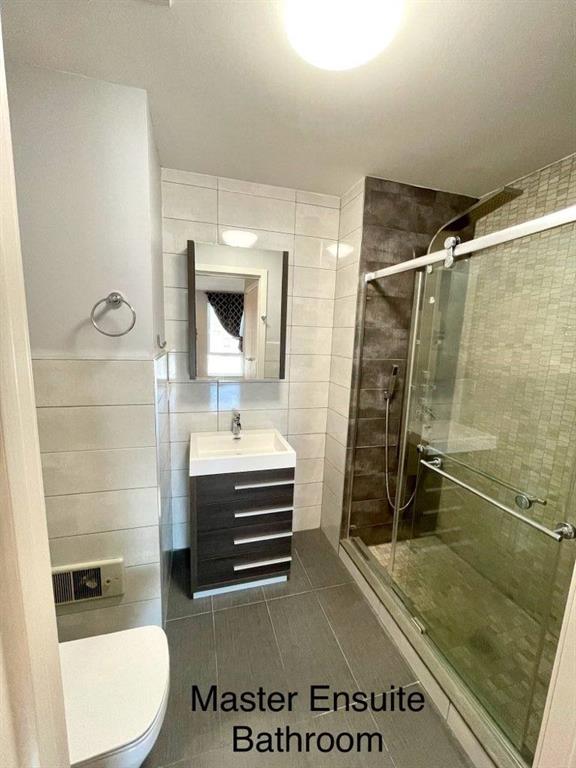 8629 Bay Parkway Bath Beach Brooklyn NY 11214