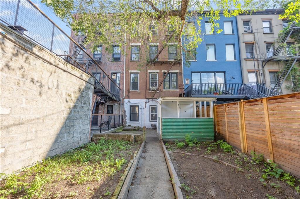 411 Union Street Carroll Gardens Brooklyn NY 11231