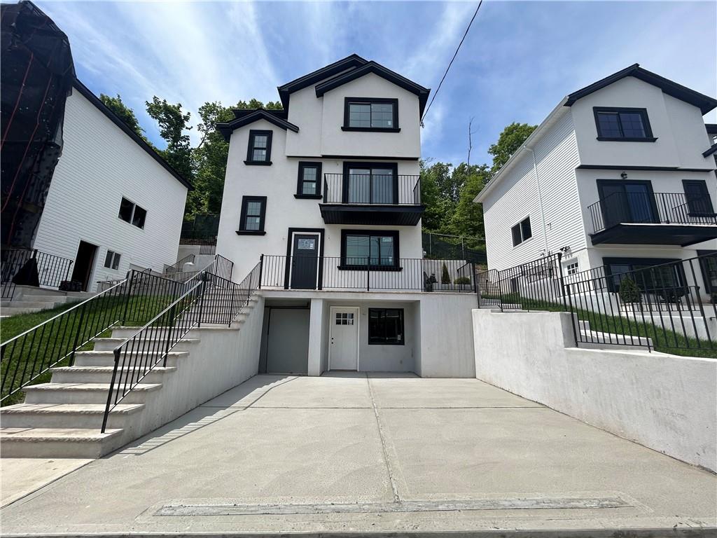 806 Van Duzer Street Clifton Staten Island NY 10304