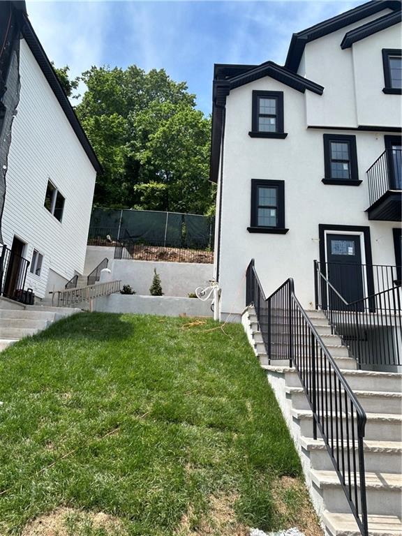 806 Van Duzer Street Clifton Staten Island NY 10304