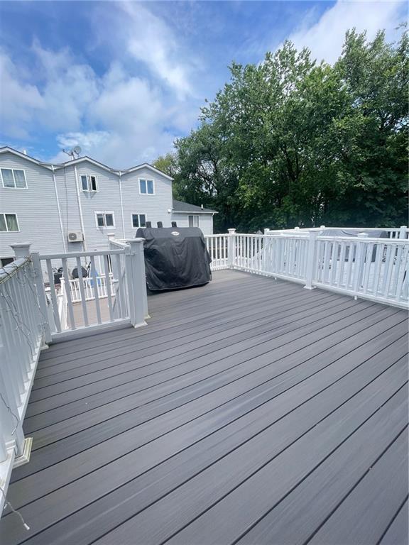 499 Medina Street Oakwood Staten Island NY 10306