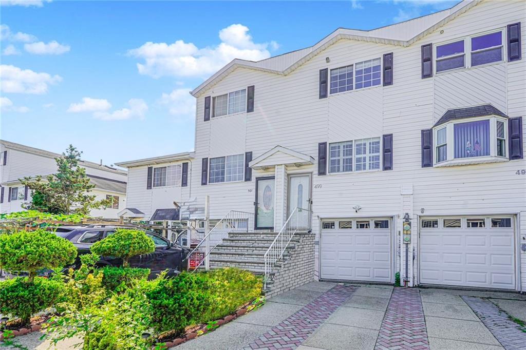 499 Medina Street Oakwood Staten Island NY 10306