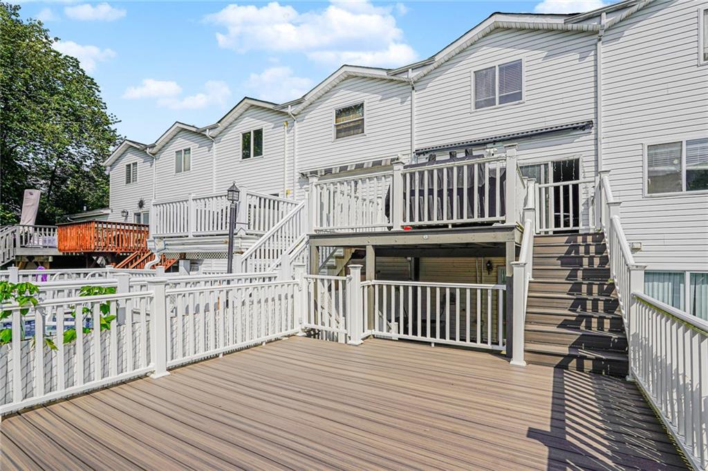 499 Medina Street Oakwood Staten Island NY 10306