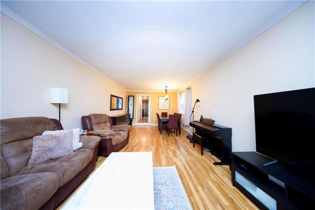 394 Stobe Avenue Midland Beach Staten Island NY 10306