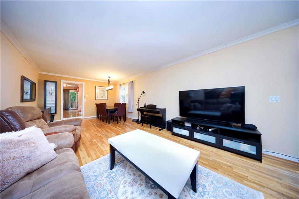 394 Stobe Avenue Midland Beach Staten Island NY 10306