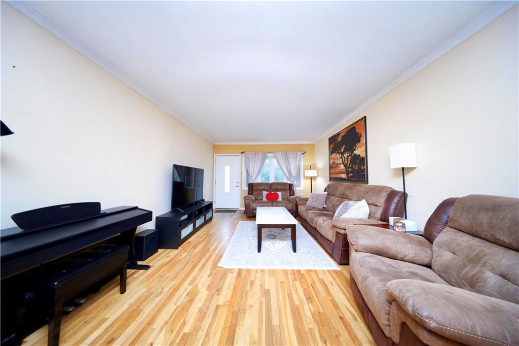 394 Stobe Avenue Midland Beach Staten Island NY 10306
