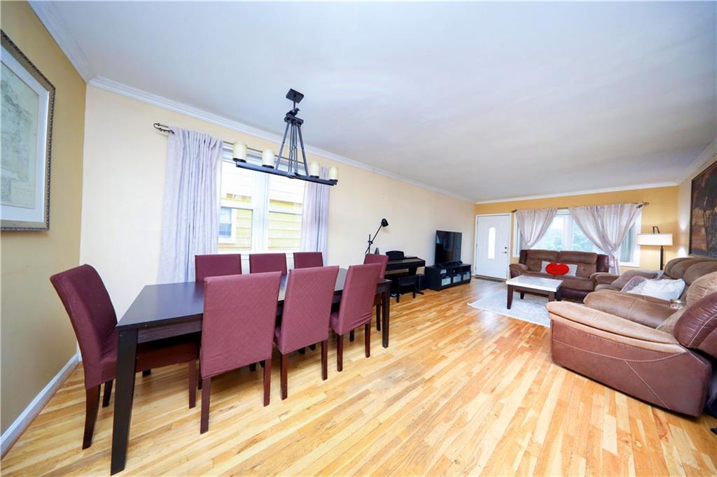 394 Stobe Avenue Midland Beach Staten Island NY 10306