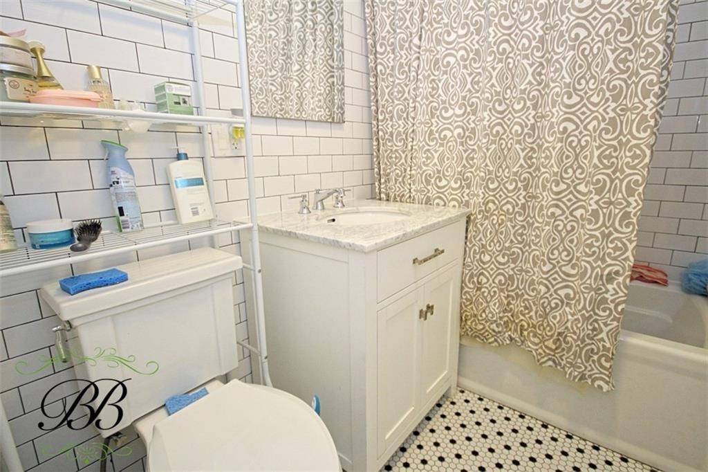 366 Avenue Y Gravesend Brooklyn NY 11223
