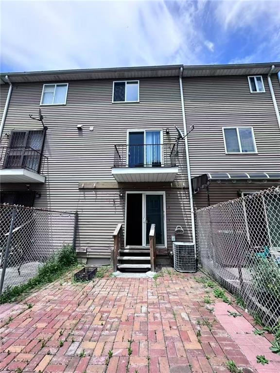 78 Stage Lane Clifton Staten Island NY 10304