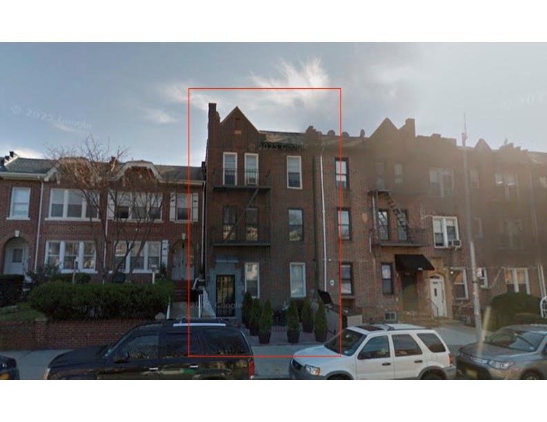 9013 Fort Hamilton Parkway Bay Ridge Brooklyn NY 11209