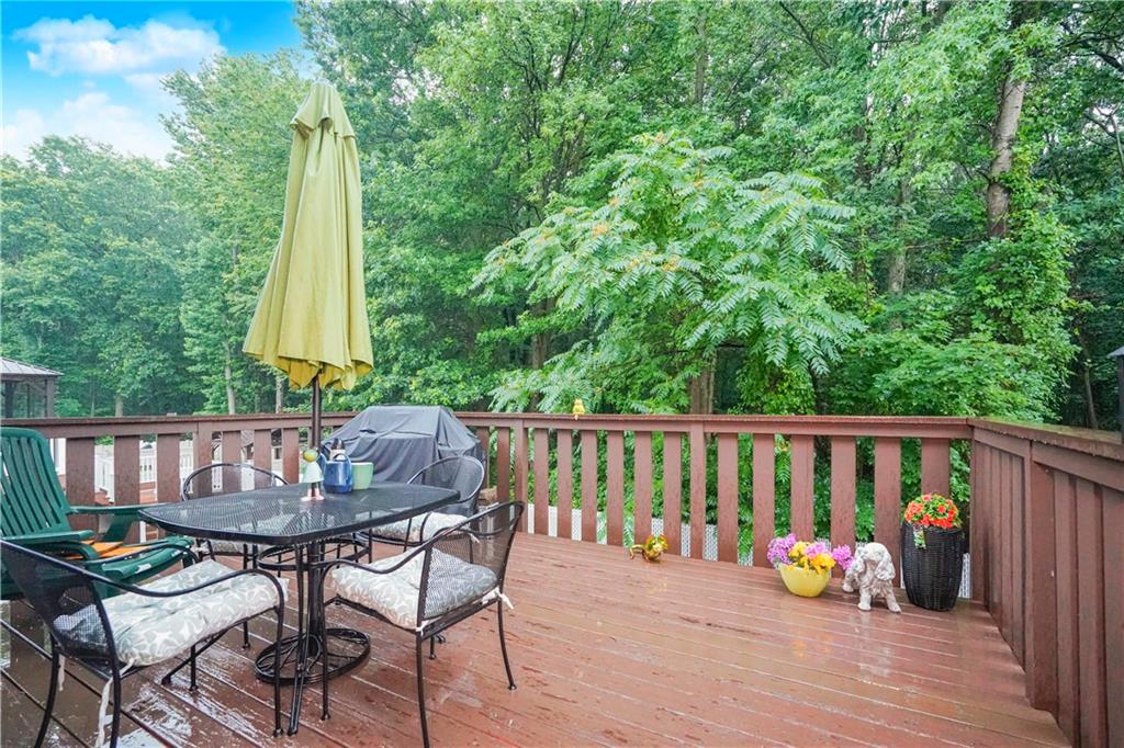 100 Robin Court Woodrow Staten Island NY 10309