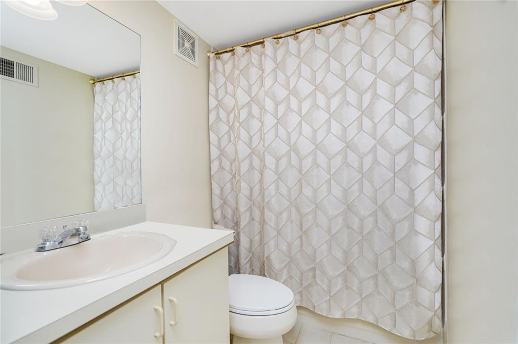 100 Robin Court Woodrow Staten Island NY 10309