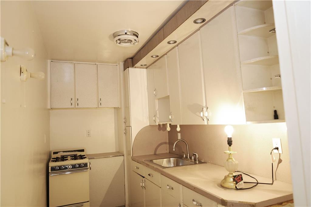 415 BEVERLY Road Kensington Brooklyn NY 11218