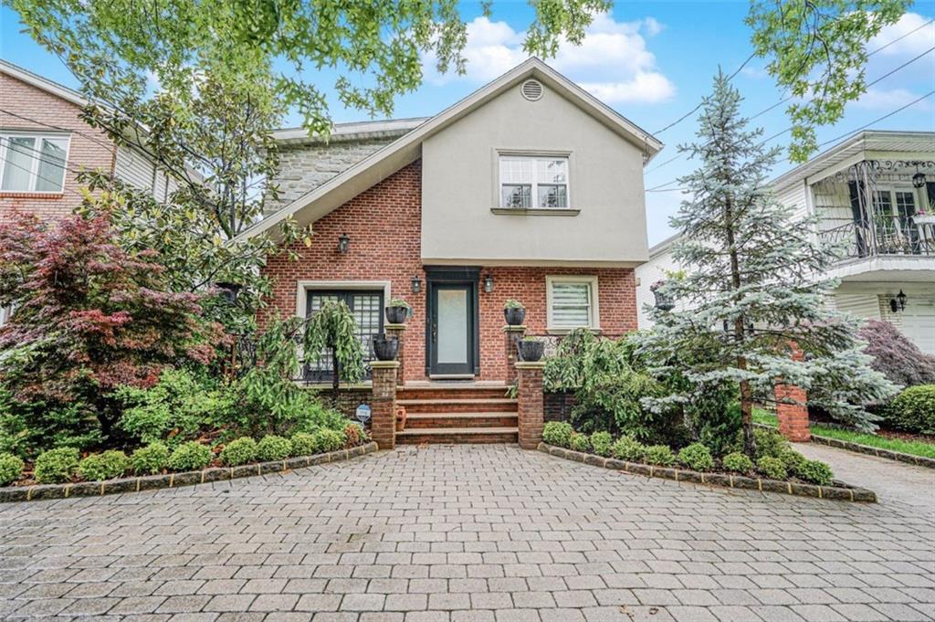470 Ashworth Avenue New Springville Staten Island NY 10314