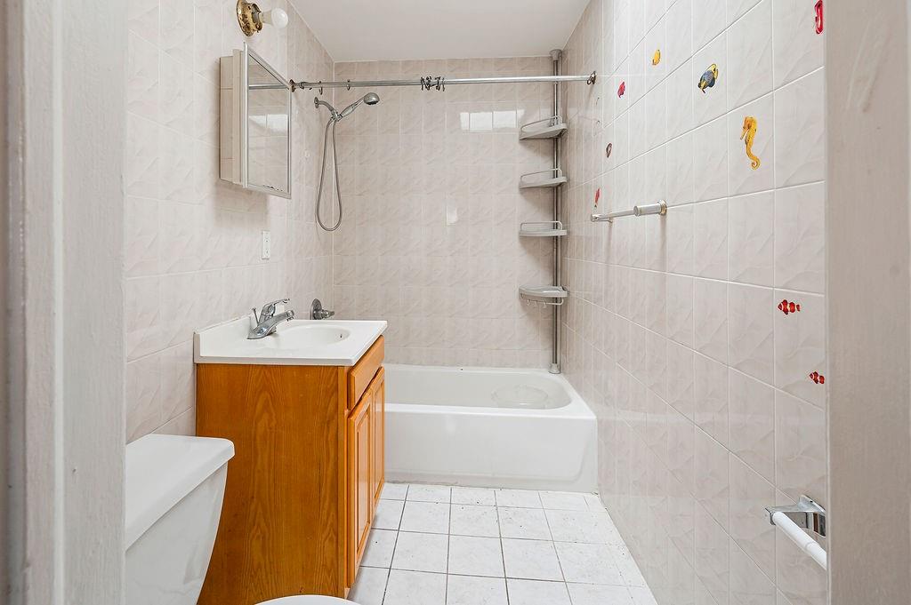 32 Bay 34th Street Bath Beach Brooklyn NY 11214