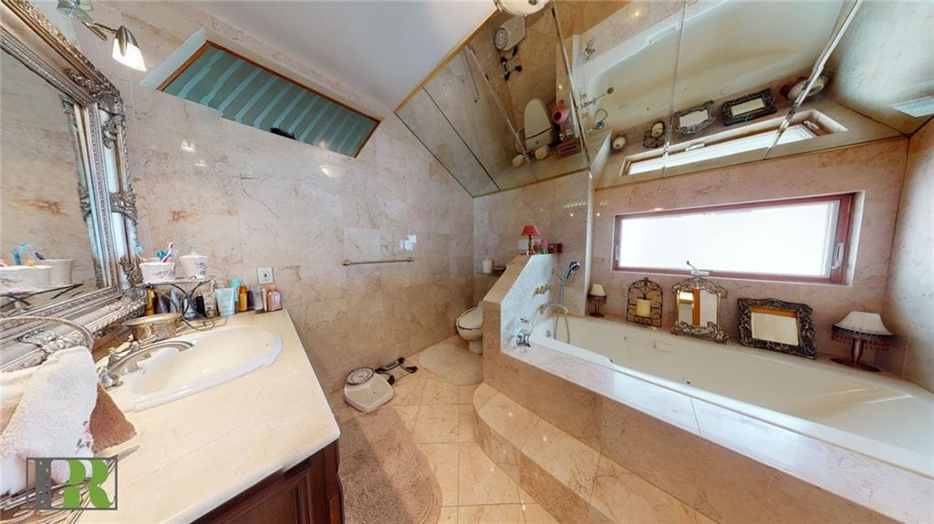 2112 Avenue L Midwood Brooklyn NY 11210