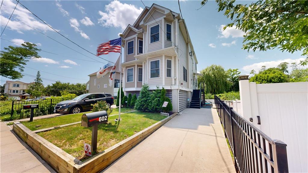 602 Seaview Avenue Midland Beach Staten Island NY 10305