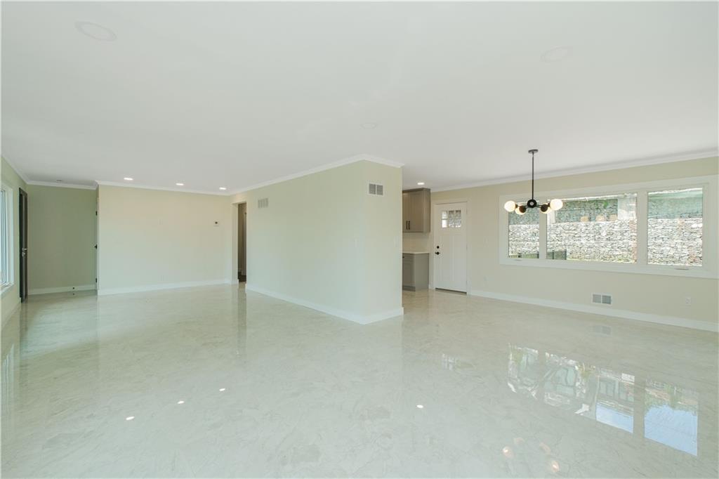 113 Longview Road Grymes Hill Staten Island NY 10304