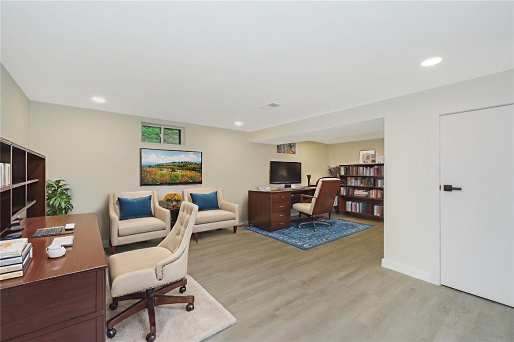 113 Longview Road Grymes Hill Staten Island NY 10304
