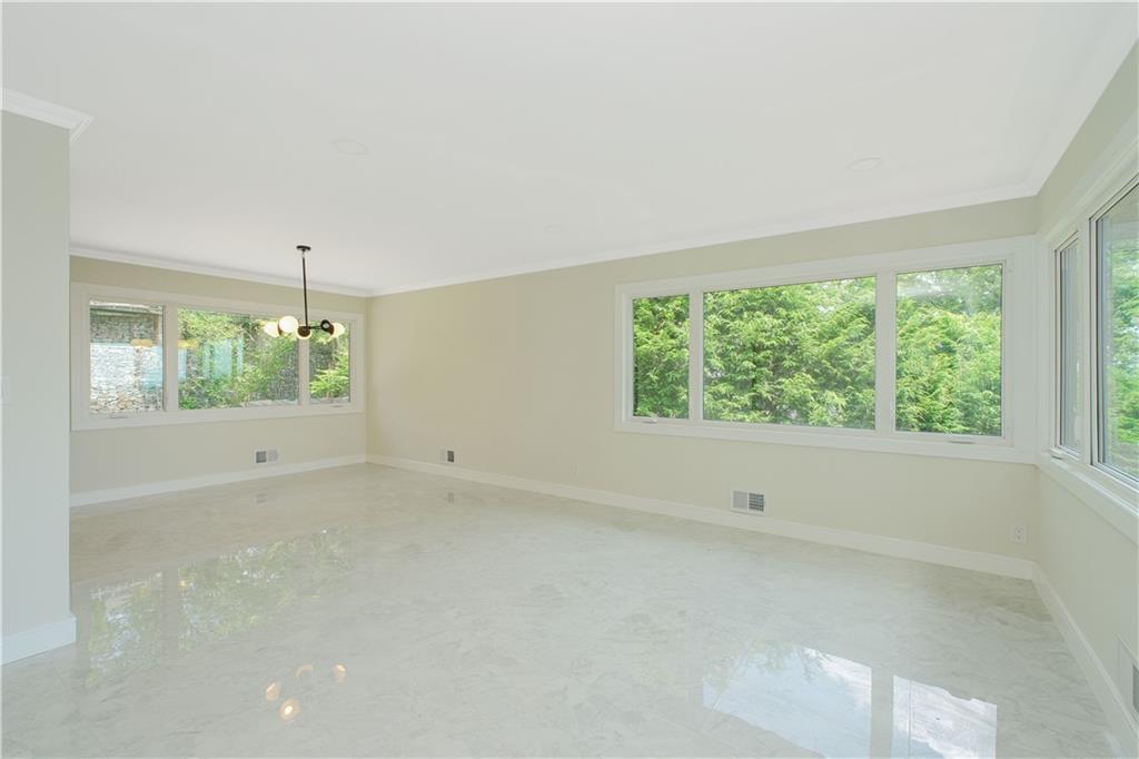 113 Longview Road Grymes Hill Staten Island NY 10304