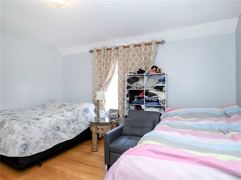 45 Fairlawn Loop Bay Terrace Staten Island NY 10308