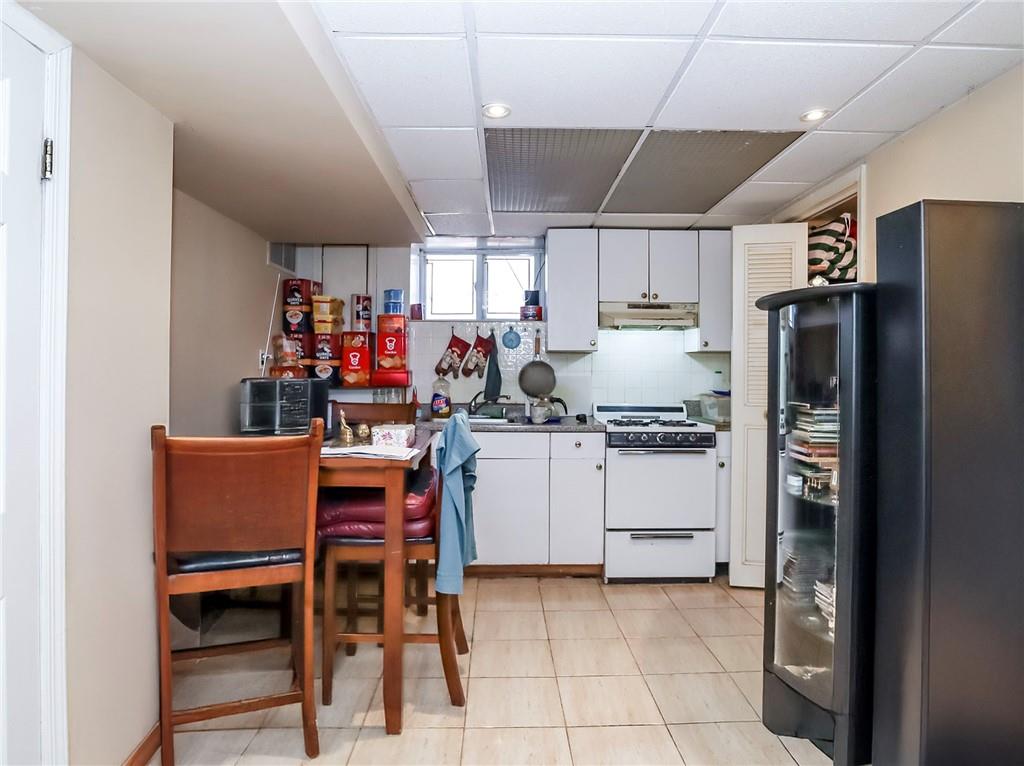 45 Fairlawn Loop Bay Terrace Staten Island NY 10308