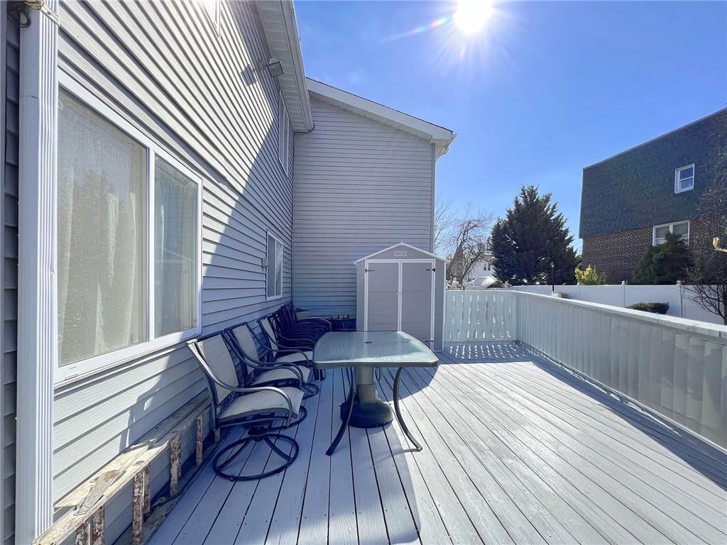 45 Fairlawn Loop Bay Terrace Staten Island NY 10308