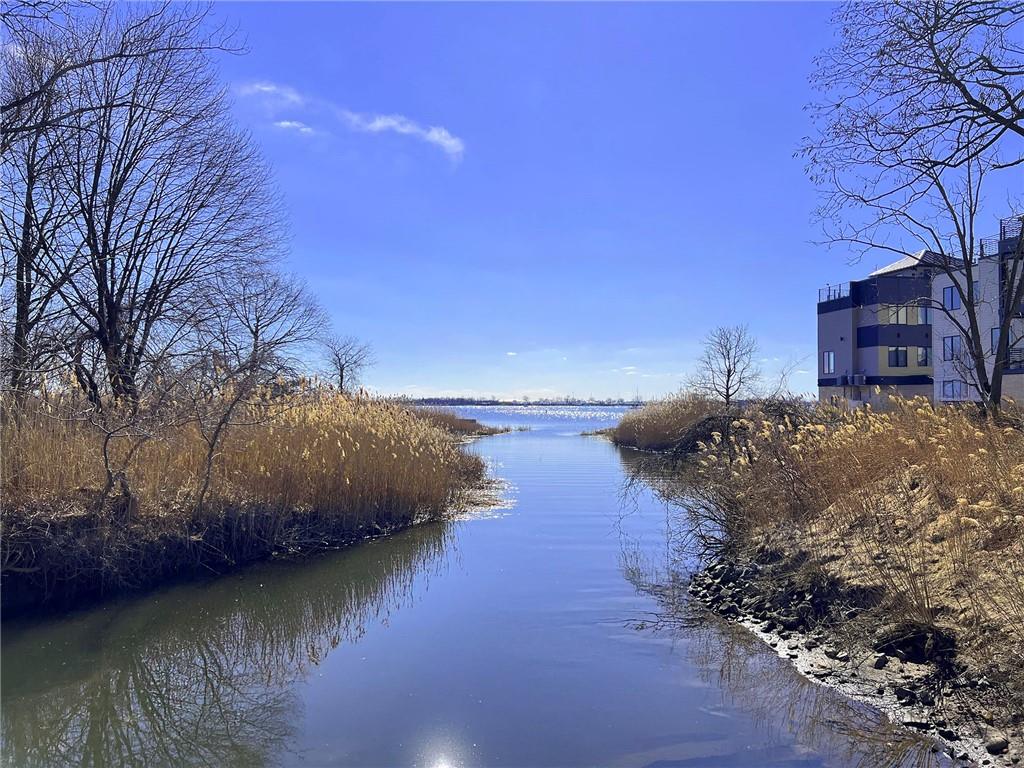 45 Fairlawn Loop Bay Terrace Staten Island NY 10308