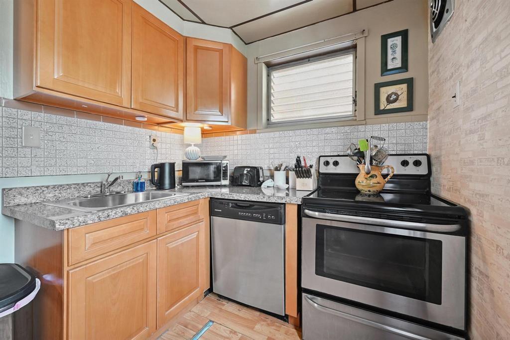 41 West 15th Road Broad Channel Broad Channel NY 11693