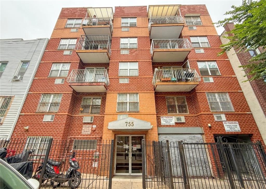 755 40th Street Sunset Park Brooklyn NY 11232