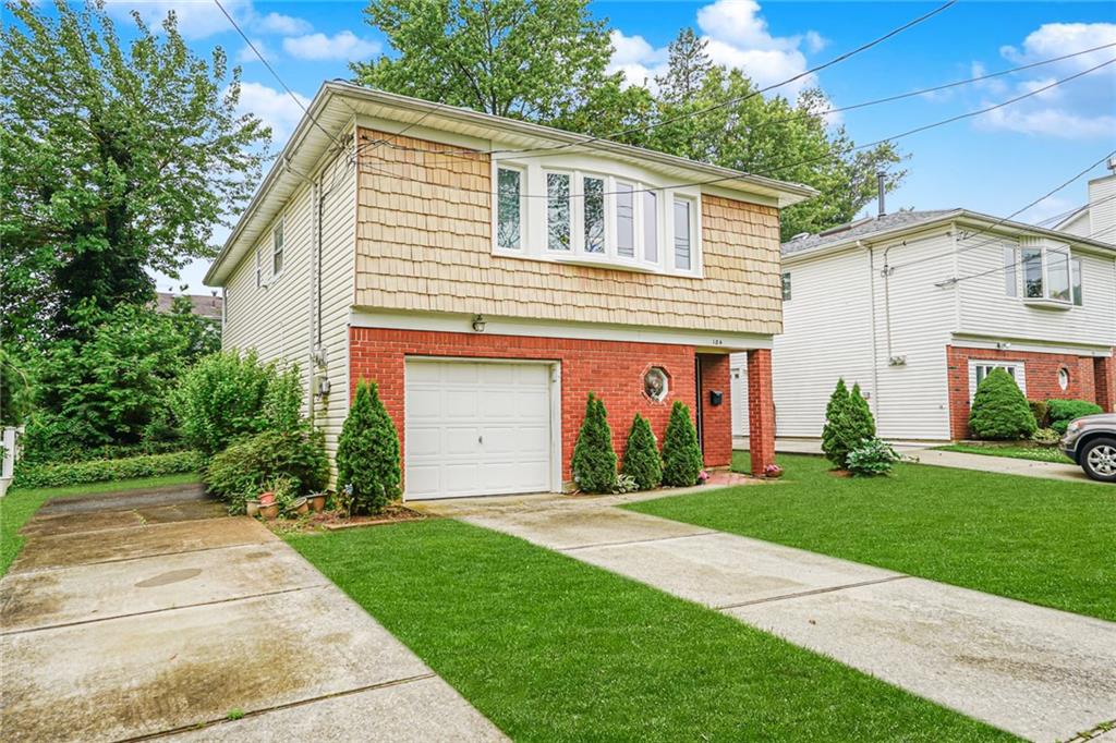 184 Barclay Avenue Annadale Staten Island NY 10312