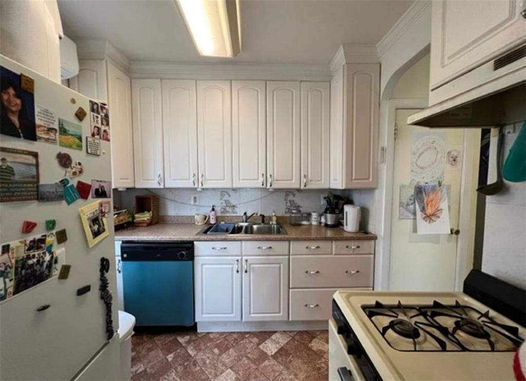 1046 East 32nd Street East Flatbush Brooklyn NY 11210