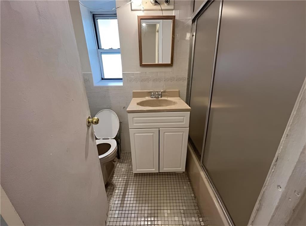 1046 East 32nd Street East Flatbush Brooklyn NY 11210