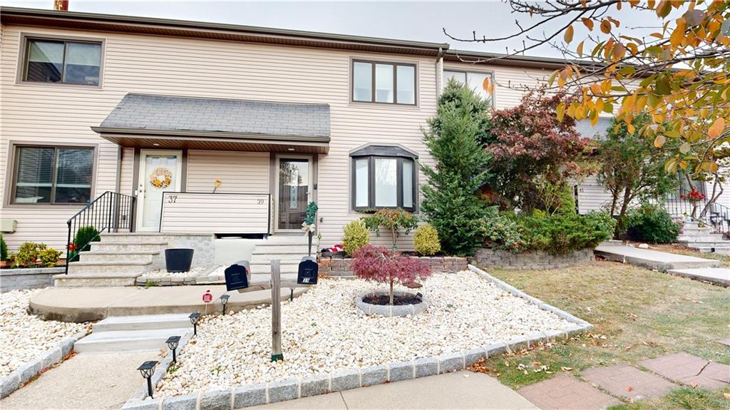 39 Hemlock Court Rossville Staten Island NY 10309