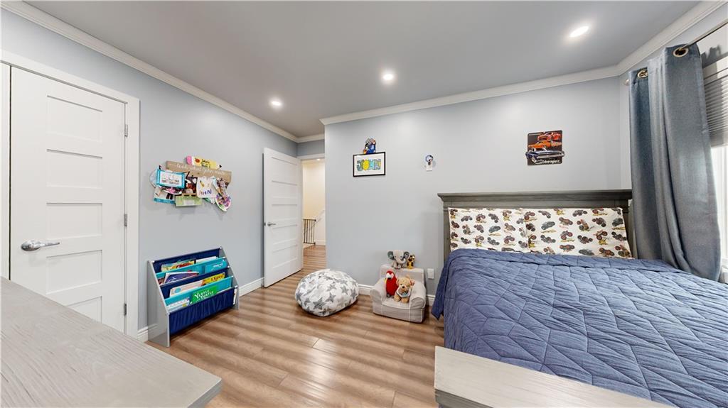 39 Hemlock Court Rossville Staten Island NY 10309